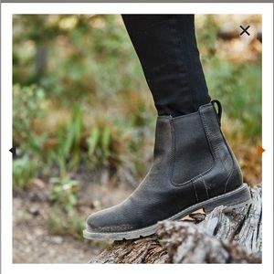 Ariat Women’s Wexford Waterproof Chelsea Boot